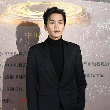 张若昀媒体爆料视频,娱乐圈幕后真相曝光