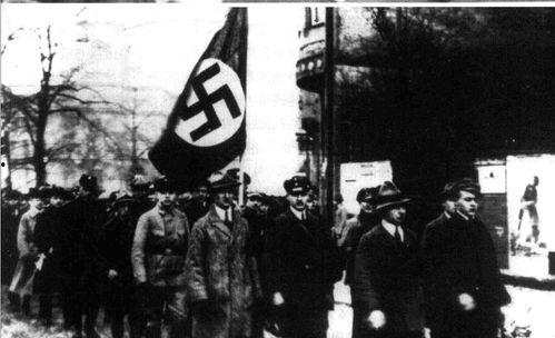 头条二战经典片段,那些震撼人心的经典战役瞬间